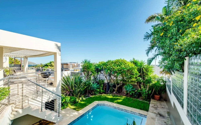 Bakoven Blue in Cape Town