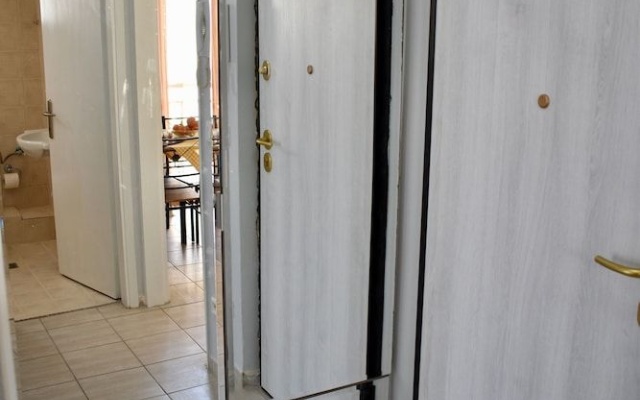 Alkyon Perea Apartments
