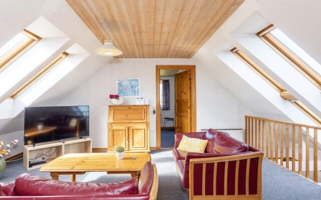 10 Person Holiday Home in Frostrup