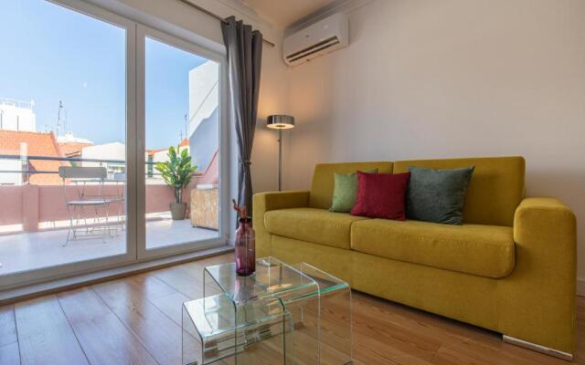 LovelyStay - Sunny 1BDR Apartment W/Terrace