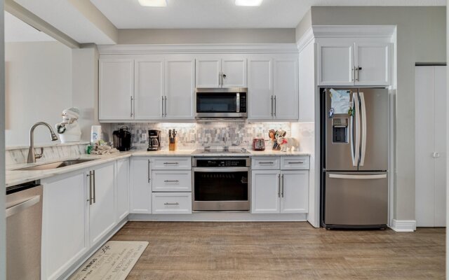 Beach Colony East 15c-penthouse