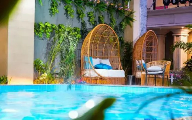 Mile Huquan Shuixiang Wenquan Eeril Hotel