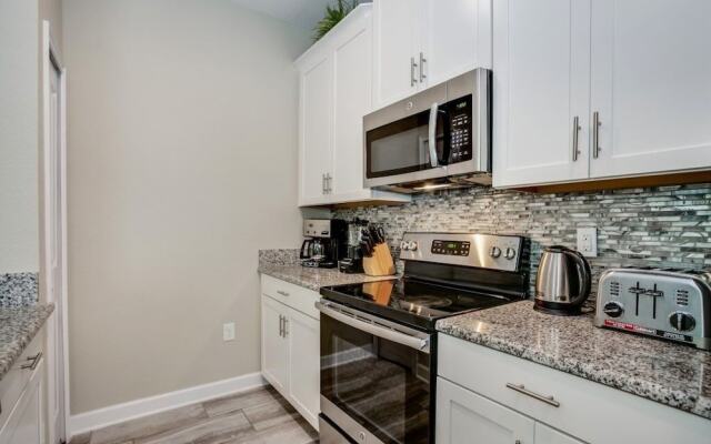 1592slice 5 Bedroom Townhouse