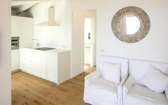 Landscape White House