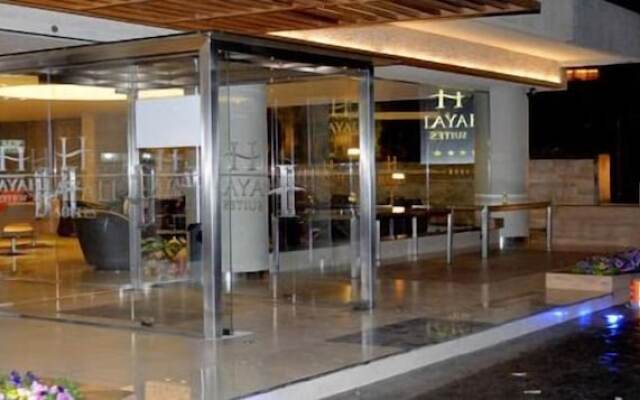 Hayali Suites