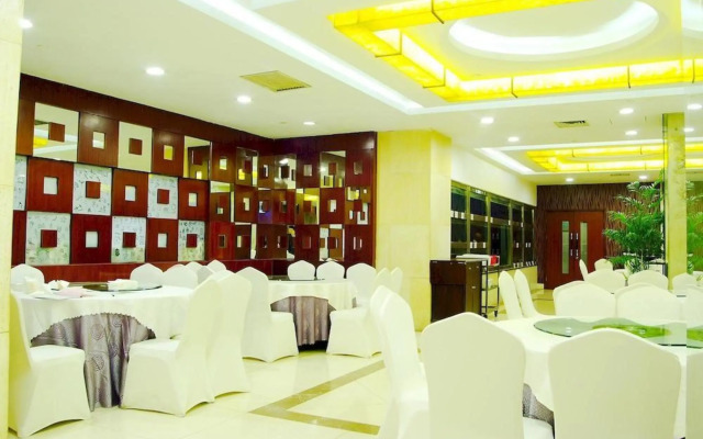 Right Day City Hotel