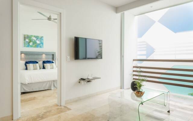 Tropic Playa Apartments by Homing Bird