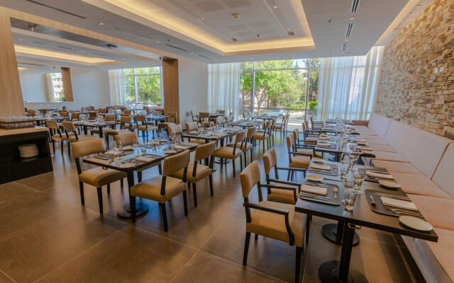 Hilton Garden Inn Neuquen