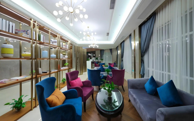 Gem Yancheng Jianhu County Oubao Liya Zun Park Hot