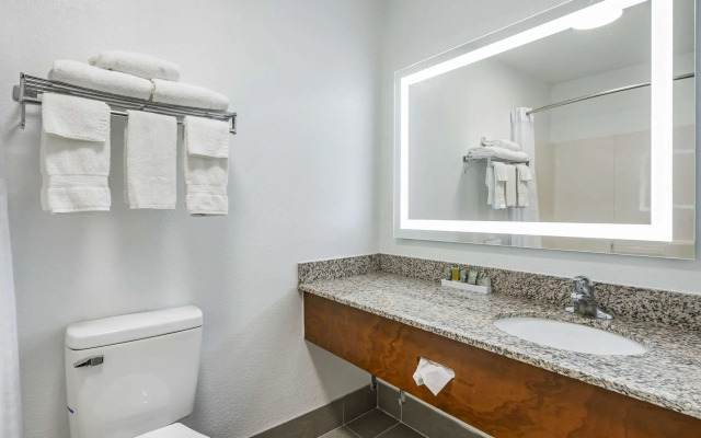 Country Inn & Suites by Radisson, Pickerington, OH