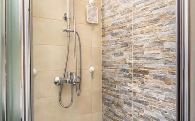 Adorable flat for 4 ppl in Kolonaki