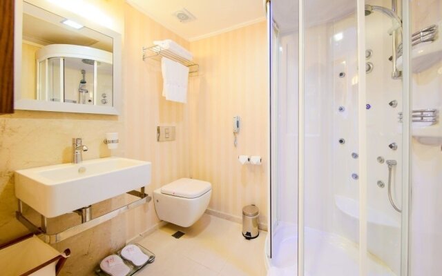Sisus Hotel Cesme