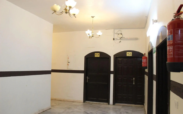 Al Eairy Furnished Apartments Al Baha 4