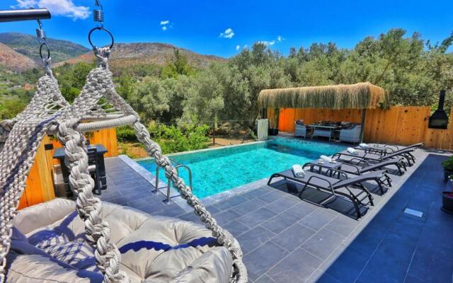 Luxury Villa with View in Uzumlu Kalkan