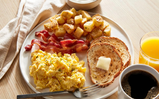 Holiday Inn Hotel & Suites San Mateo-San Francisco SFO by IHG
