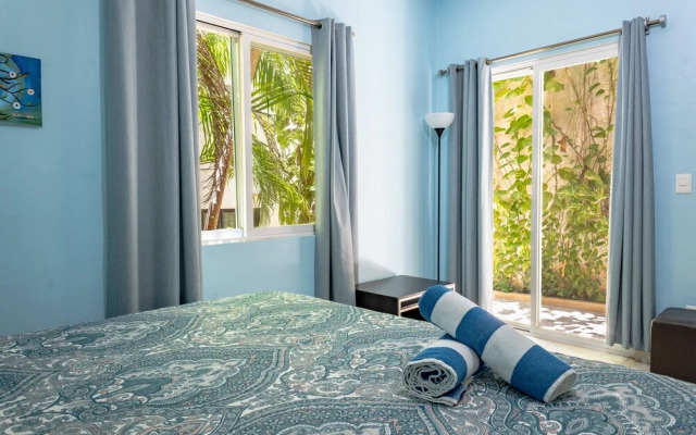 Casa Quetzali 4 Bedroom Home by RedAwning