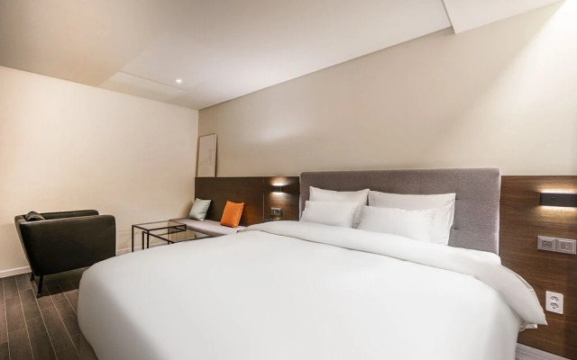 Yaja Hotel Peace Square branch