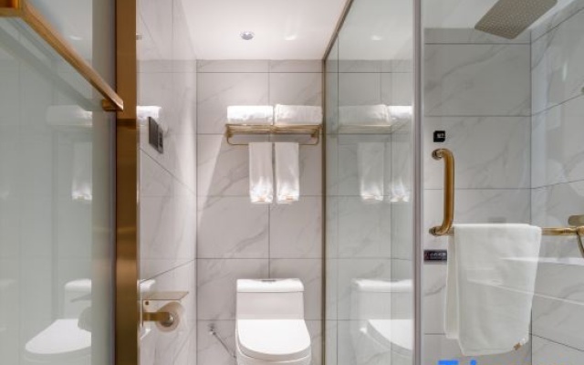 Haofite Hotel (Guang'an Wuyue Plaza) – Bathroom – Guang'an
