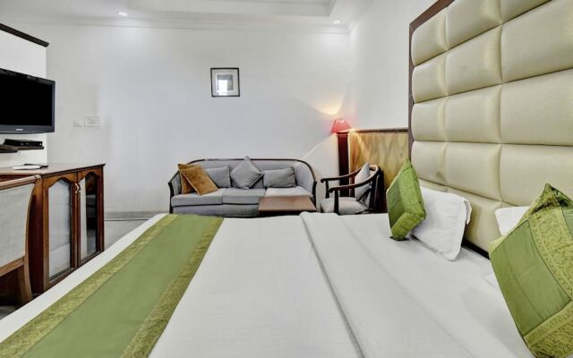 Treebo Trend Hotel C Inn