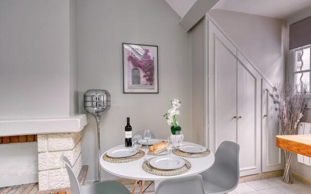 2066 - Saint Germain des Prés - Amazing Duplex