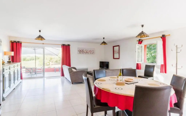 Gîte Pont-Saint-Martin, 4 pièces, 6 personnes - FR-1-306-986