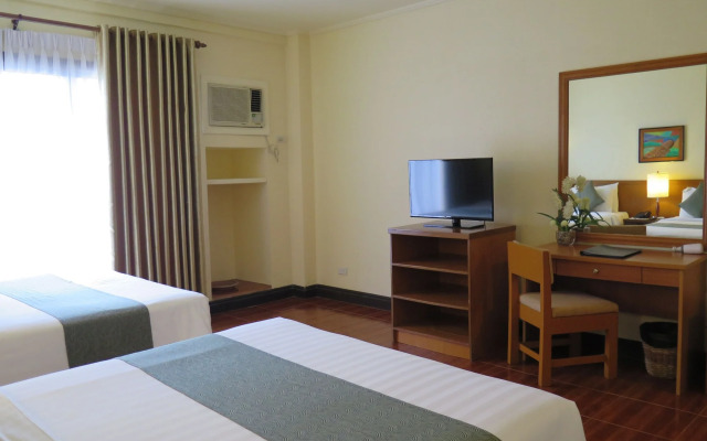 The Suites at Mount Malarayat