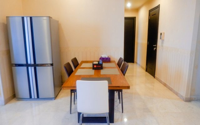 Luxurious 2 Bedroom Senayan Residence By Travelio