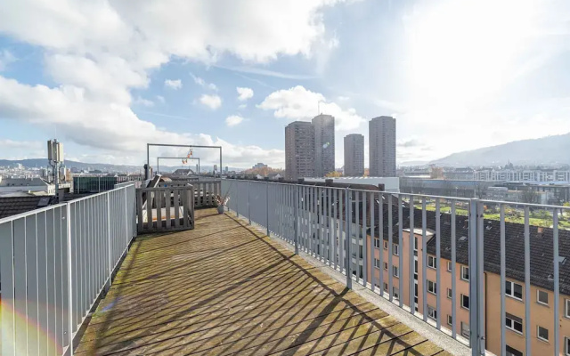 E-64 Duplex-3BDR apartment with Sky roof-Zurich West