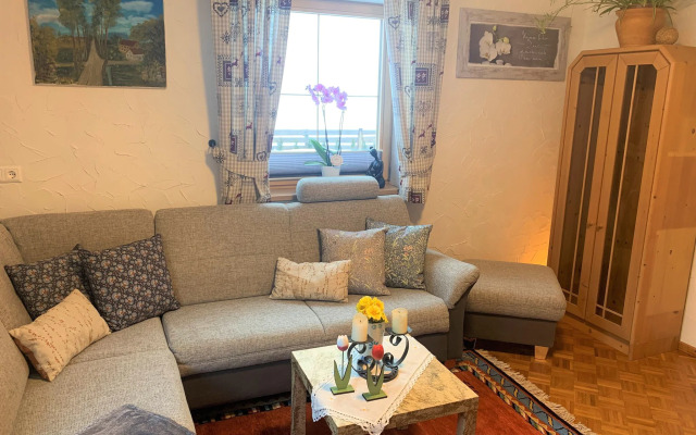 Beautiful holiday home in Vordermuhr with garden