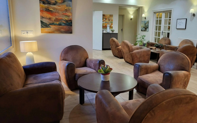 Best Western Blanche De Castille Dourdan