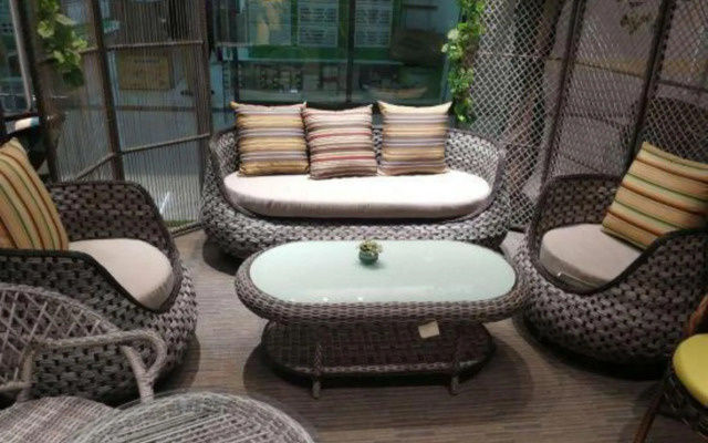 Qujing Aishang Hotel