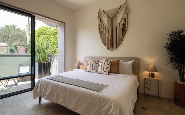 HOLT Parque Juarez Privada 5BR Villa