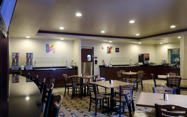 Best Western Shelby Inn & Suites