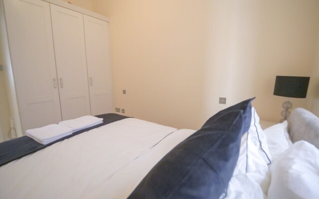 Deluxe London Homes Tower Bridge