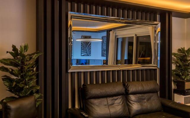 Monaco view, pool, garage, 100 m2 terrace