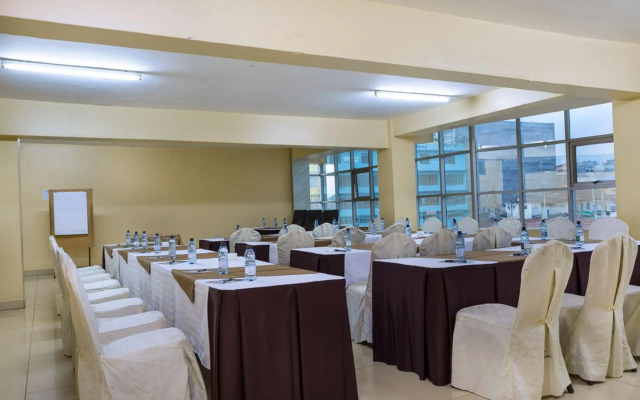 The Legacy Hotel & Suites