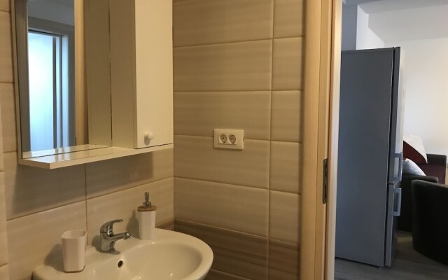 Two Room Apartment Militari Residence M9