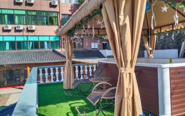 Longwangshan Shenglin Inn