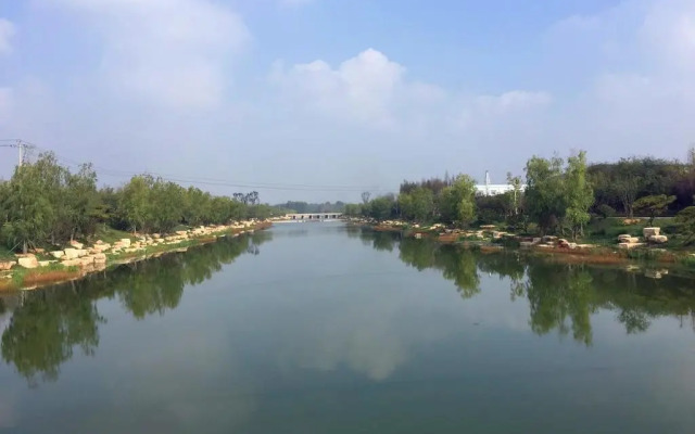 HuaTai Hostel