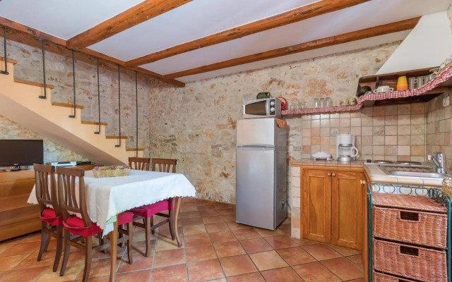 Country House Apartments