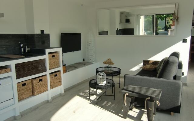 Casa Louise Suites and Spas