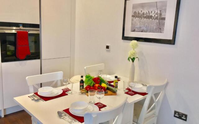2-Bedrooms Apartment, Lounge, Balcony