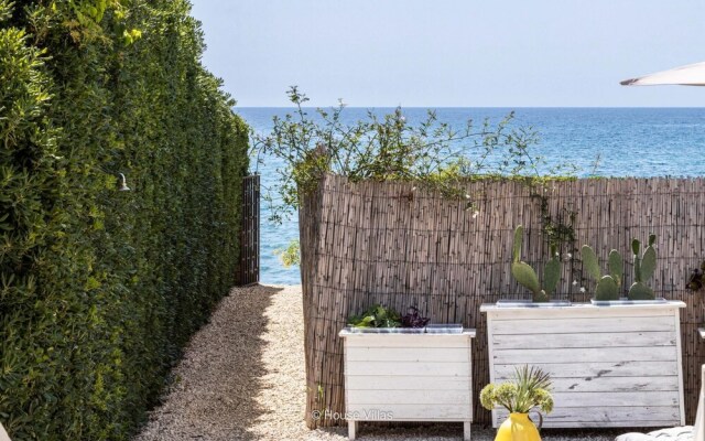 House Villas - Moon on the Sea