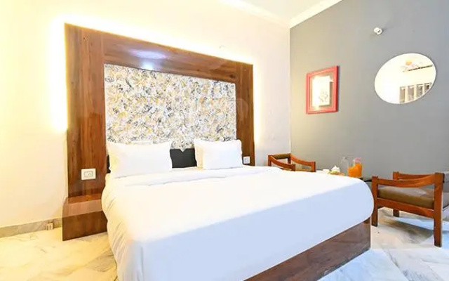 Fab Hotel Classic Holiday