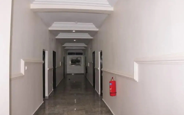 Aaliyah Royale Hotel