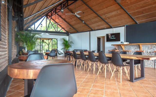 Buen Camino Hotel, San Mateo