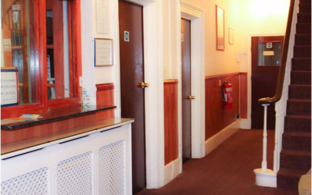 Lampton Guest House