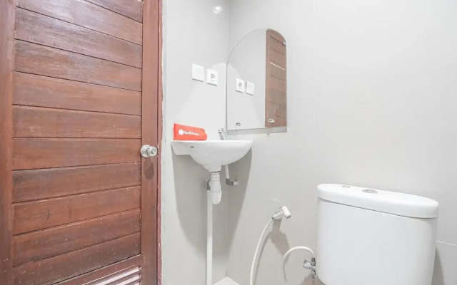 Hotel Permata Inn by RedDoorz