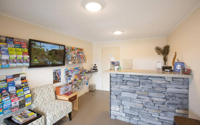 Lomond Lodge Motel & Apartments