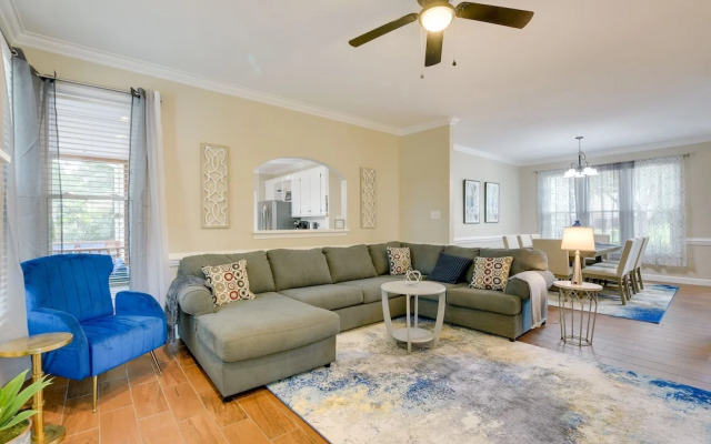 Lakefront Raleigh Retreat ~ 7 Mi to Downtown!